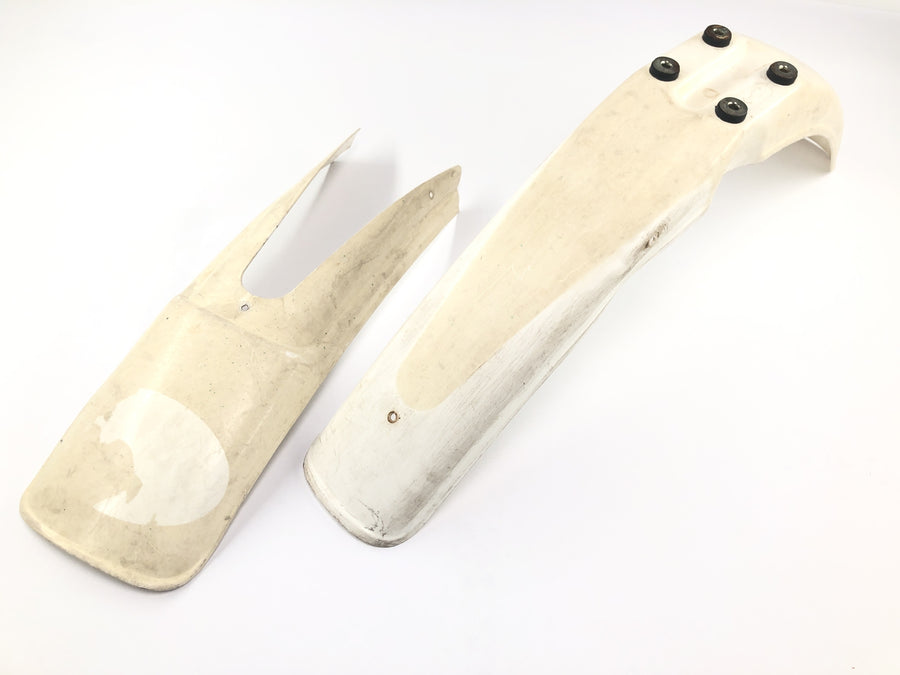 Yamaha DT 175 2K4 [1982] - Front mudguard plastic