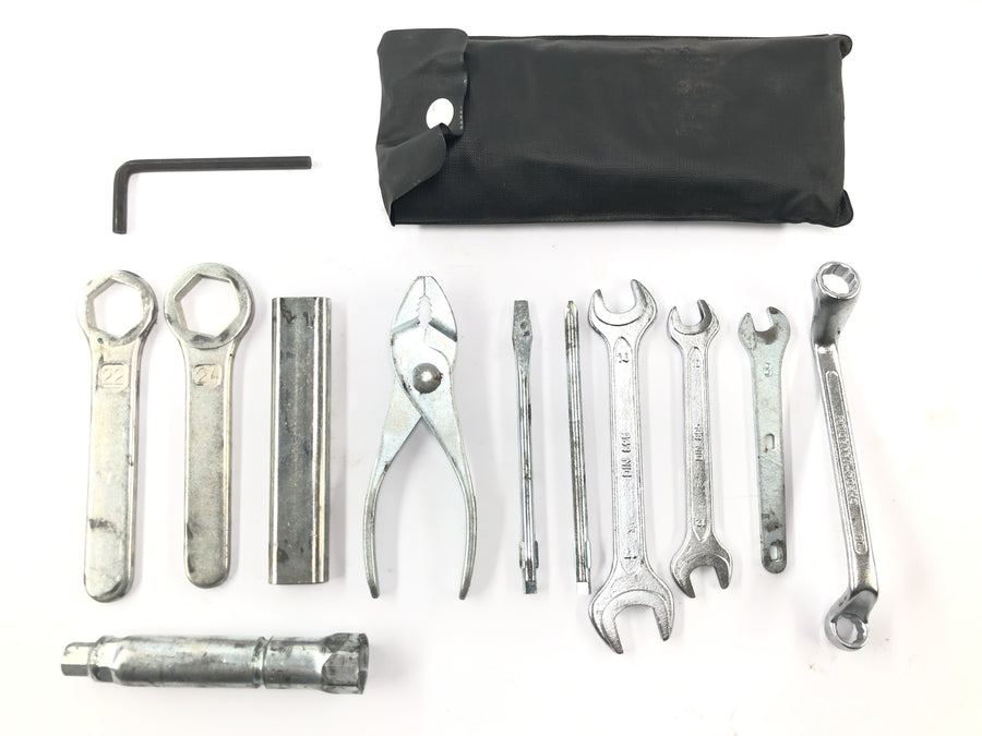 Honda FMX 650 RD12 [2006] - tool bag on-board tools tool set
