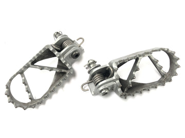 KTM 690 SM Prestige [2007] - Fußrasten Fahrerfußrasten links und rechts
