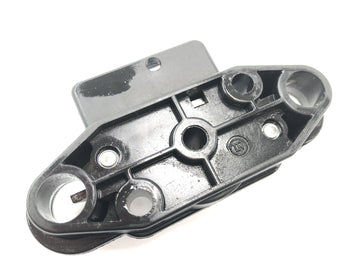 Suzuki VZ 1500 WVCU [2011] - Verrouillage de selle