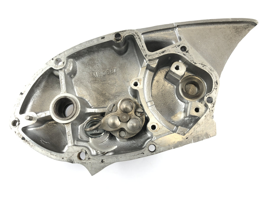 Triumph Bonneville T140V [1976] - couvercle de moteur de couverture à engrenage à droite