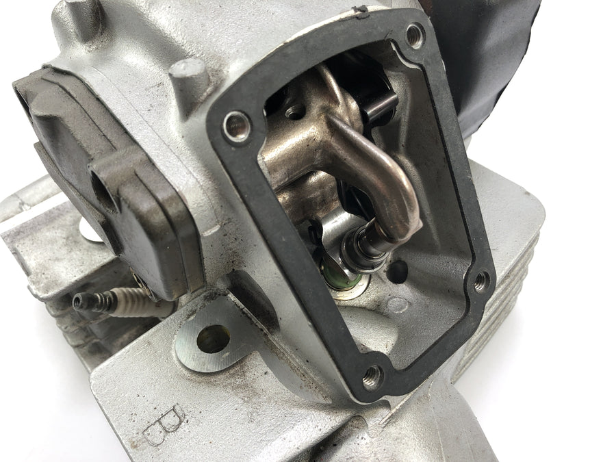 Ducati ST2 944 [1999] - vertical cylinder head