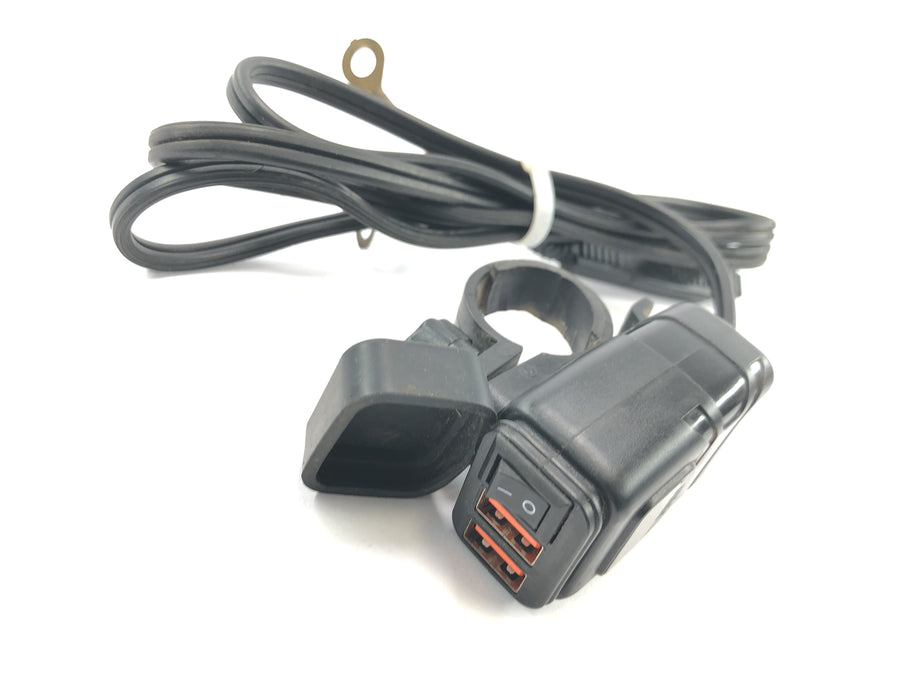 Yamaha XV 1600 Wild Star VP08 [2002] - USB Ladebuchse Doppel USB Steckdose