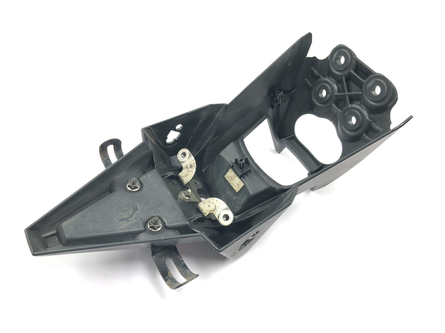 Yamaha WR 125 X DE07 [2010] - Rear license plate holder splash guard
