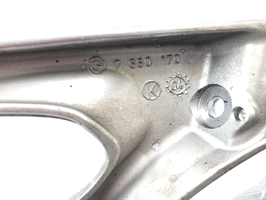 BMW K 1200 S K12S [2004] - Passenger footrest on the right with footrest plate