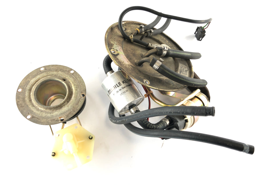 BMW R 1150 R R21 [2002] - Fuel pump with filler neck