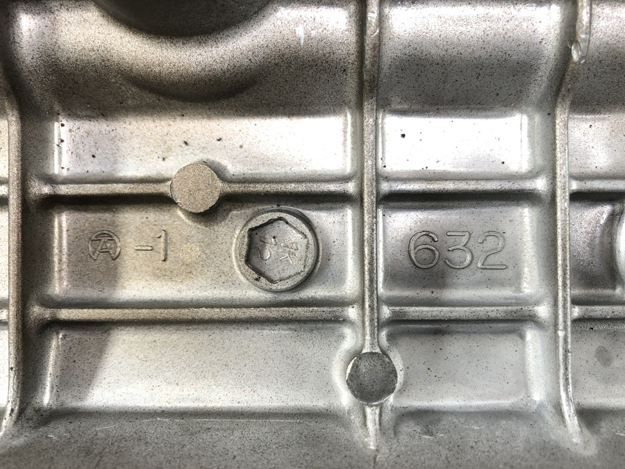 Kawasaki ZRX 1200 S ZRT20A [2002] - valve lid