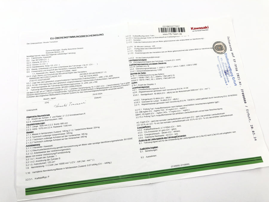 KAWASAKI NINJA 125 BX125B [2024] - Cadre la tête avec papiers