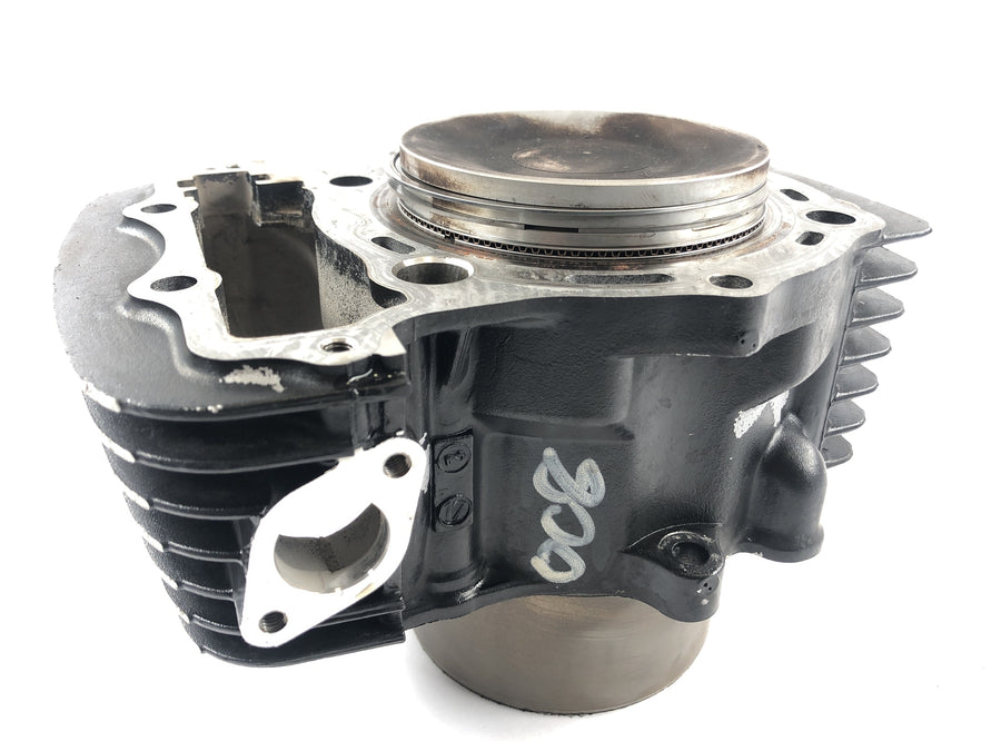 Kawasaki VN 1600 Mean Streak VNT60B [2005] - Front cylinder with piston