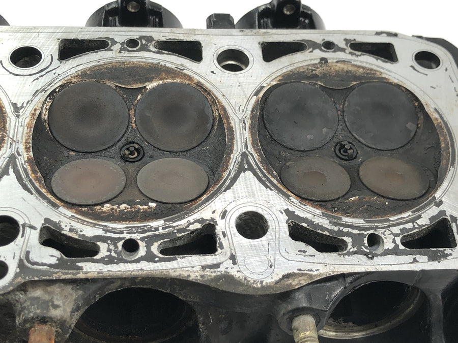 Kawasaki ZRX 1200 S ZRT20A [2001] - cylinder head valve head engine head