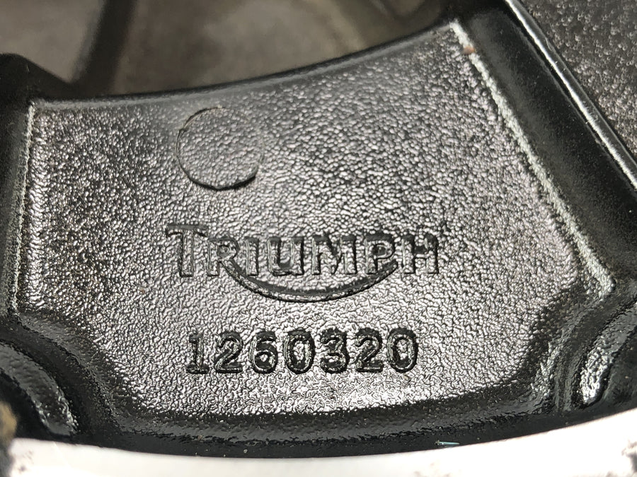 Triumph Sprint ST 1050 [2005] - couvercle de moteur d'embrayage