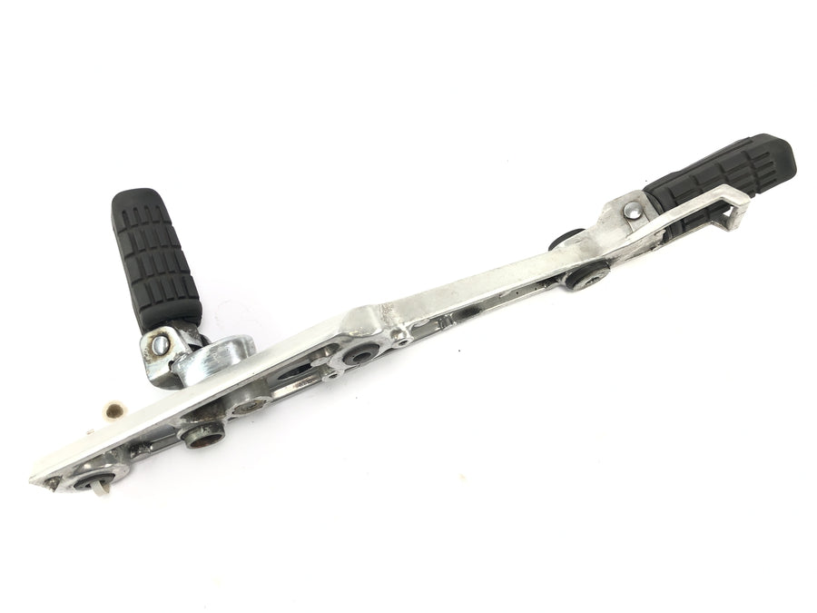 Honda CBX 750 RC17 [1984] - footrest system right footrest