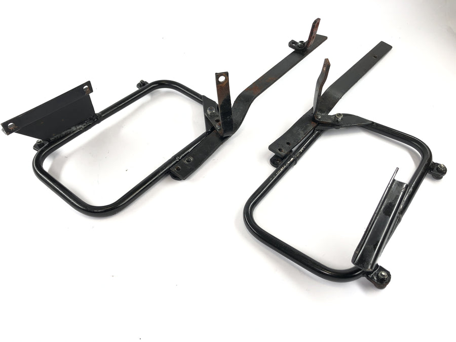 KAWASAKI GPZ 1100 ZXT10E [1997] - Case latérale du transporteur de bagages enregistrant à droite à gauche