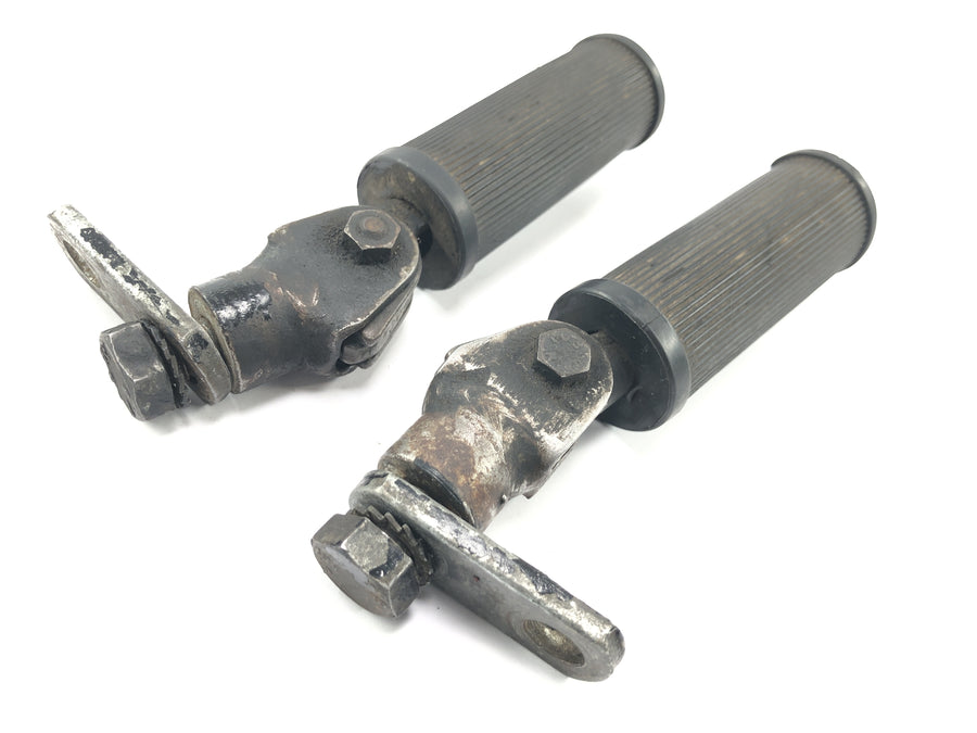 Moto Guzzi V7 Special [1971] - footrests foldable pillion footrest pair