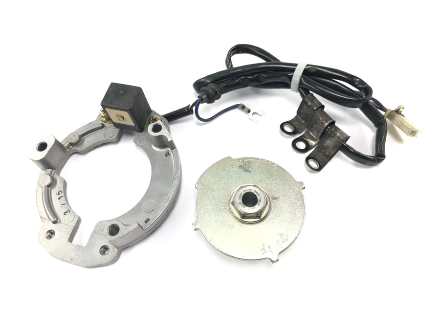 Kawasaki Zephyr 750 ZR750C [1994] - Pickup sensor ignition pulse generator ignition sensor plate