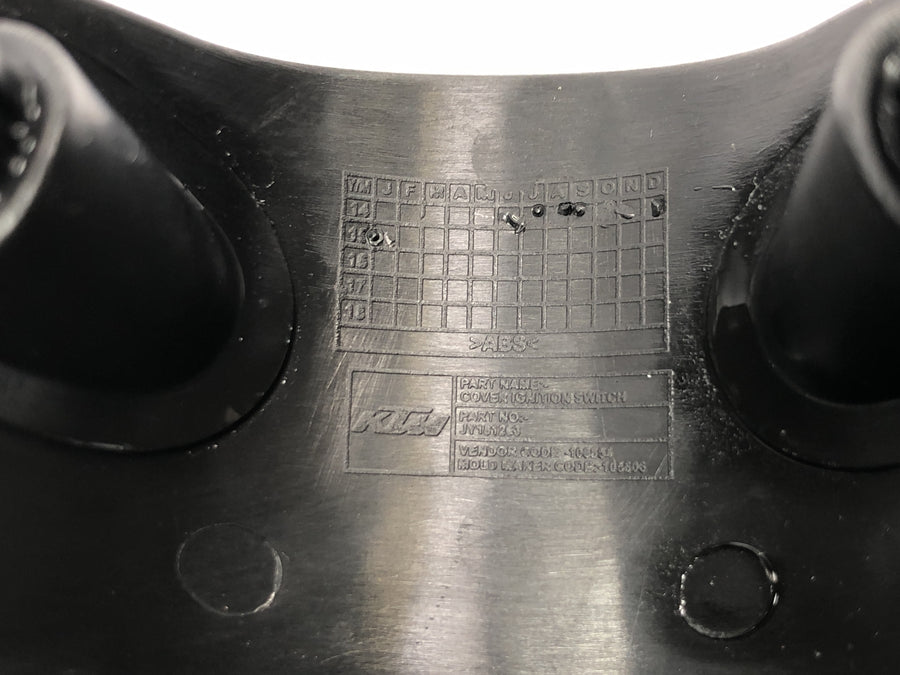 KTM RC 125 [2016] - Ignition switch cover front ignition switch cover