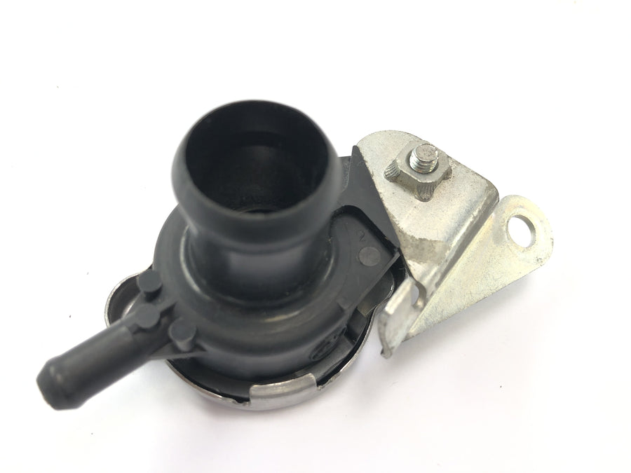 Suzuki VZ 1500 WVCU [2011] - Kühlerdeckel Einfüllstutzen Radiator Kappe