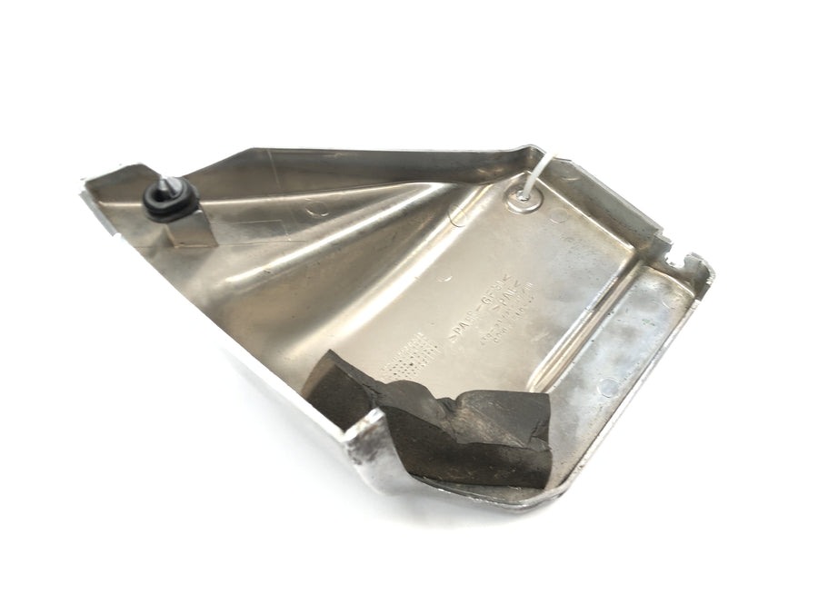 Yamaha XVS 650 Drag Star VM03 [2001] - Side cover cover cover cover right