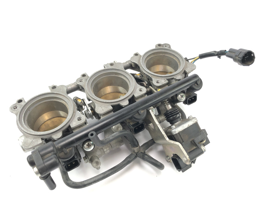 Triumph Street Triple R 675 D67LD [2010] - throttle valve throttle base injector