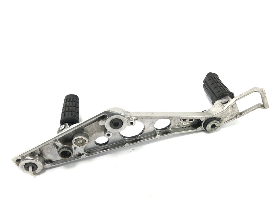 Honda CBX 750 RC17 [1984] - footrest system right footrest