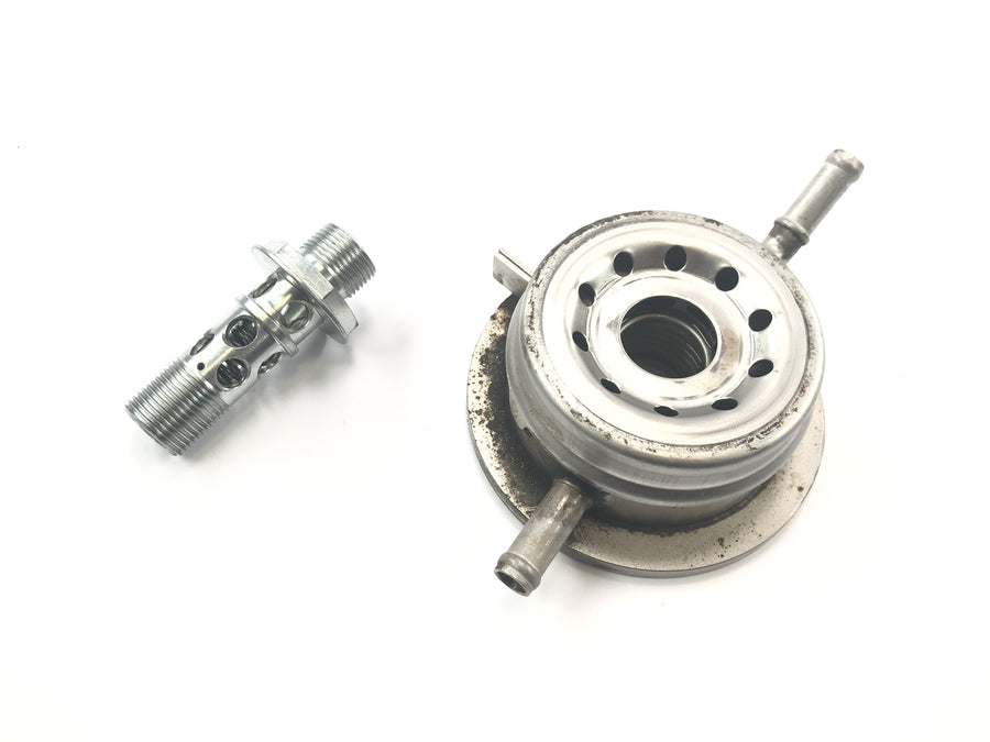 Yamaha GTS 1000 4FV [1997] - Oil cooler oil filter mount
