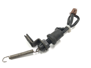 Yamaha YZF R1 RN09 [2003] - Brake light switch at the back