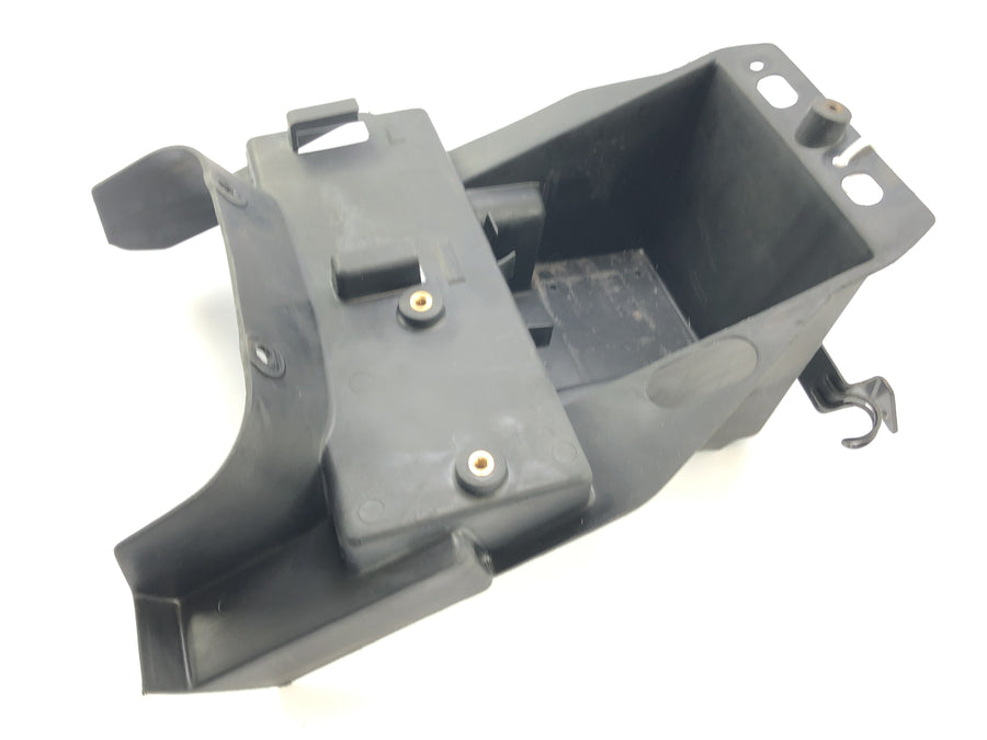 Kawasaki VN 800 Classic [2000] - Battery compartment inner panel