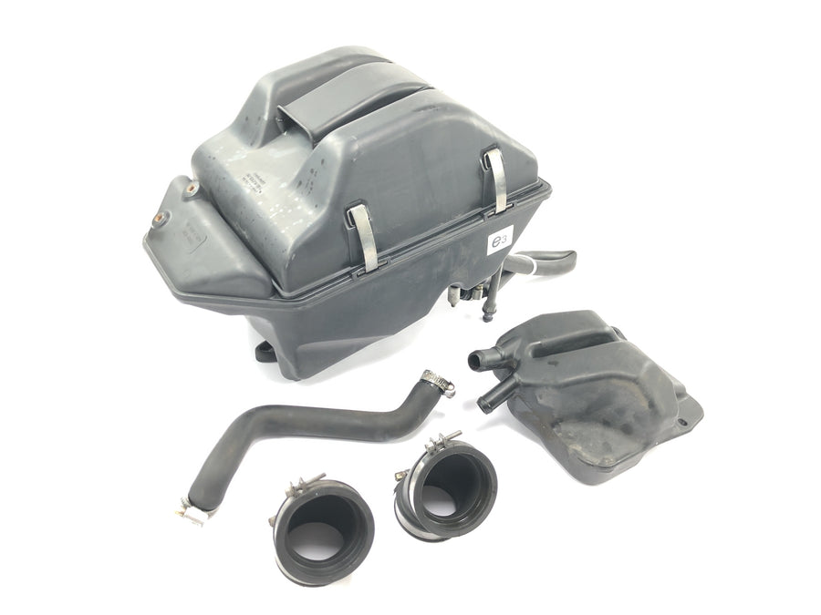 Ducati Monster SR2 800 M4 [2006] - Luftfilterkasten Airbox Ansaugstutzen