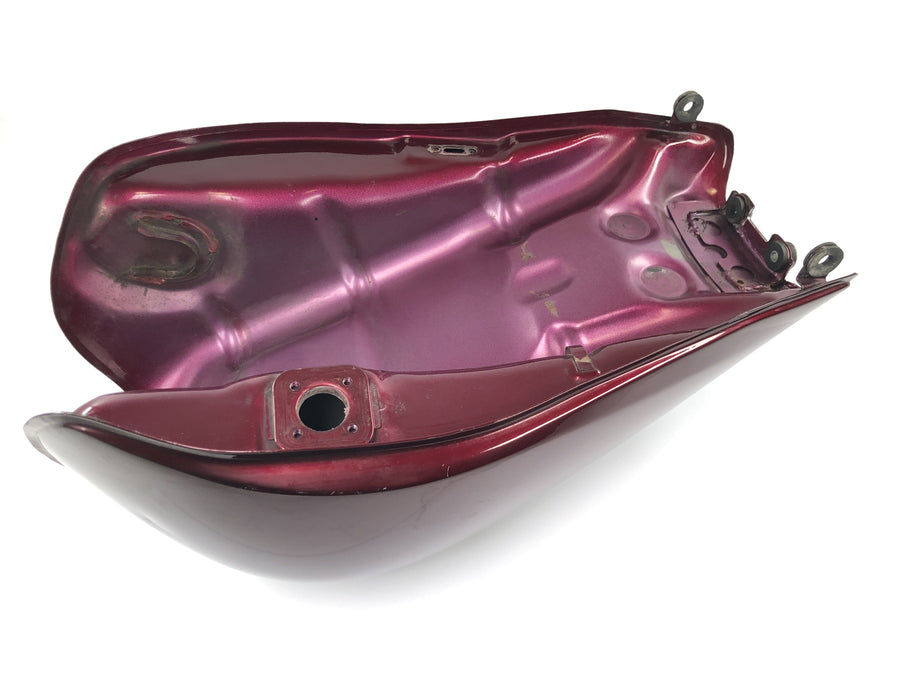 Kawasaki Zephyr 750 ZR750C [1994] - Petrol tank fuel tank container with small dents