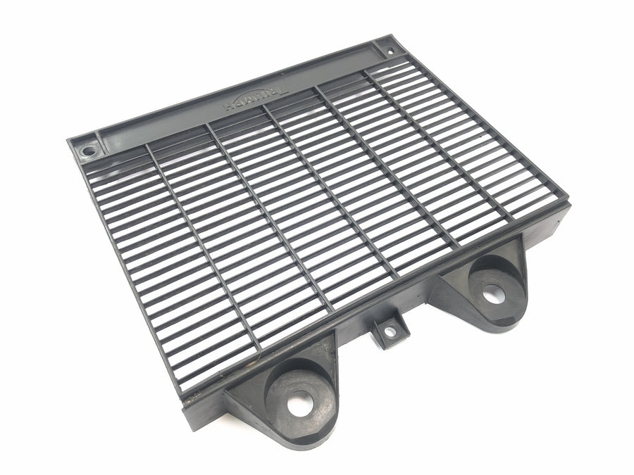 Triumph Daytona 900 T300 [1996] - Radiator grille protective cover plastic at the front
