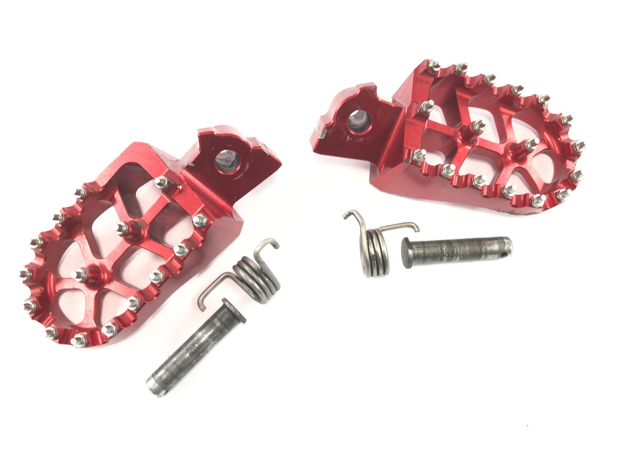 SWM SM 125 R [2018] - Driver footrests left and right