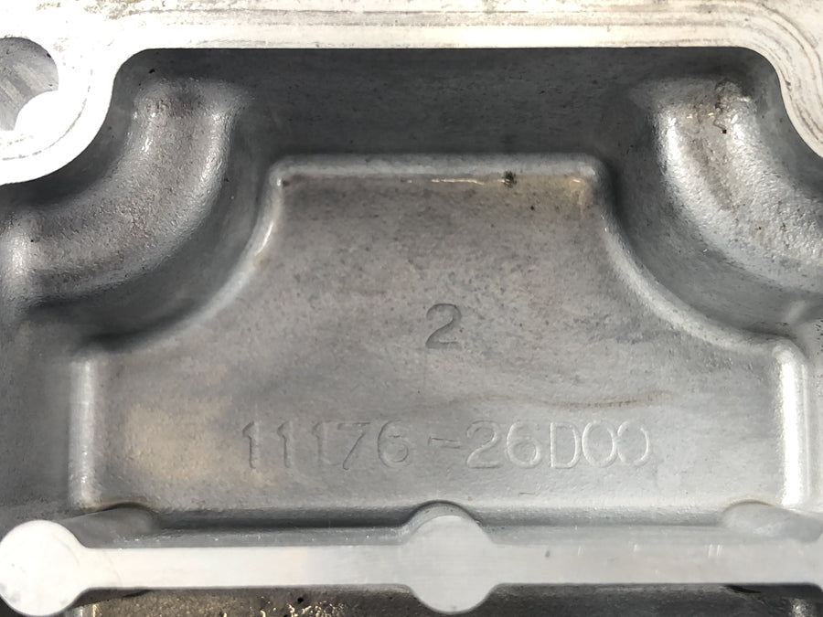 Suzuki GSF 1200 S Bandit WVA9 [2003] - couvercle de moteur de soupape de ventilation du moteur