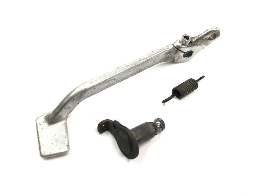 Kawasaki GPZ 1000 RX [1987] - Brake lever rear brake pedal with spring and mount