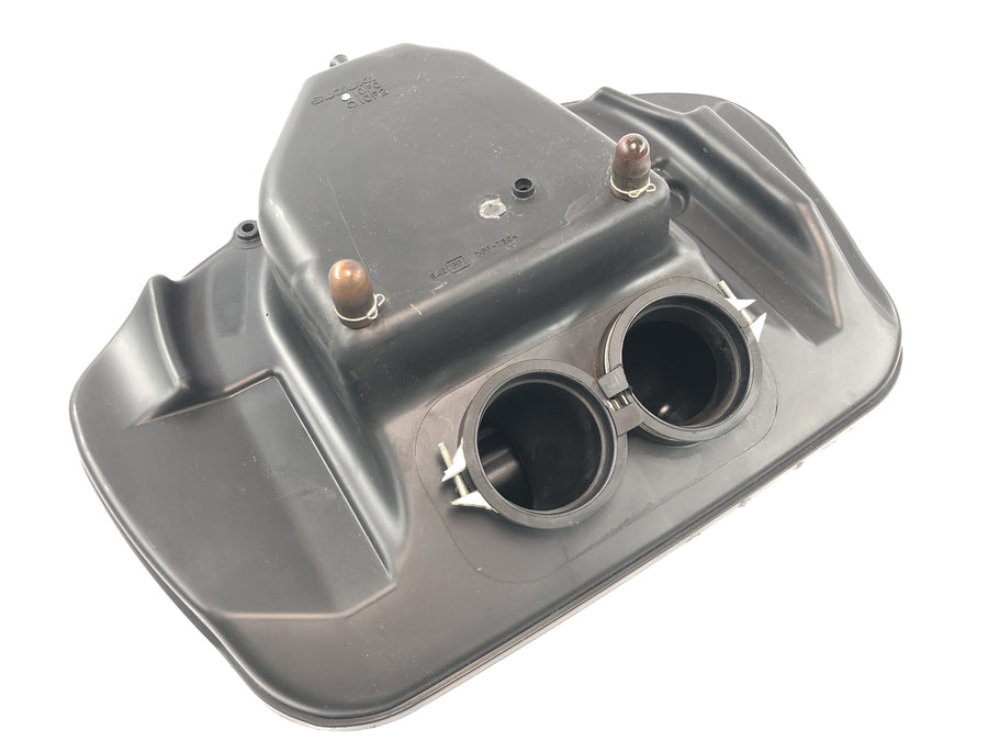 Suzuki Intruder VL 1500 AL [2000] - Air filter box Air filter housing Intake box