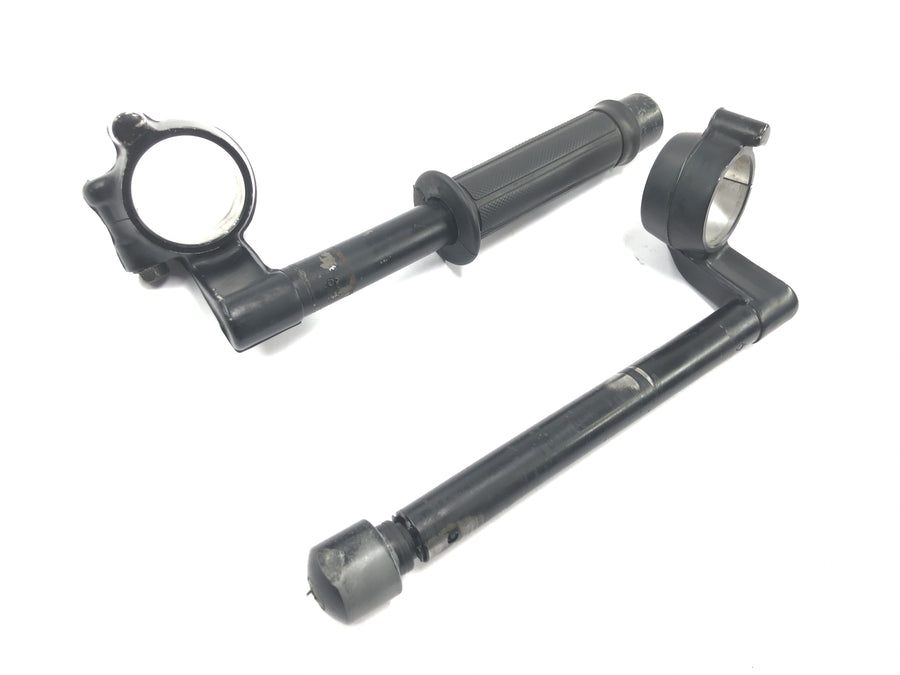 Honda CBR 900 RR Fireblade SC33 [2000] - Handlebar stub clip on left and right handlebars