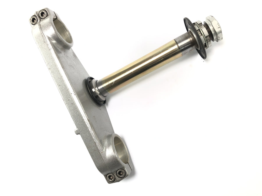 Triumph Sprint St 1050 [2005] - Fork Bridge en dessous de 43 mm