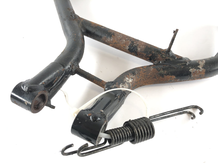 Suzuki Bandit 1200 GV75A [1998] - Center stand with spring