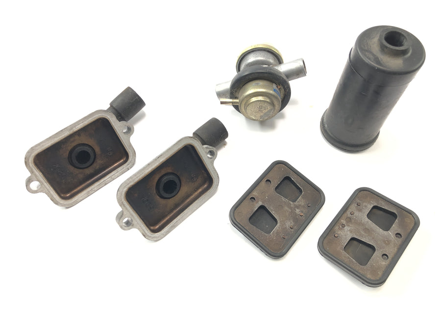 Kawasaki ZX 12 R ZXT20A [2001] - Valve cover membrane housing exhaust gas recirculation