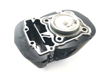 Honda VTX 1800 SC46 [2004] - Zylinder mit Kolben hinten