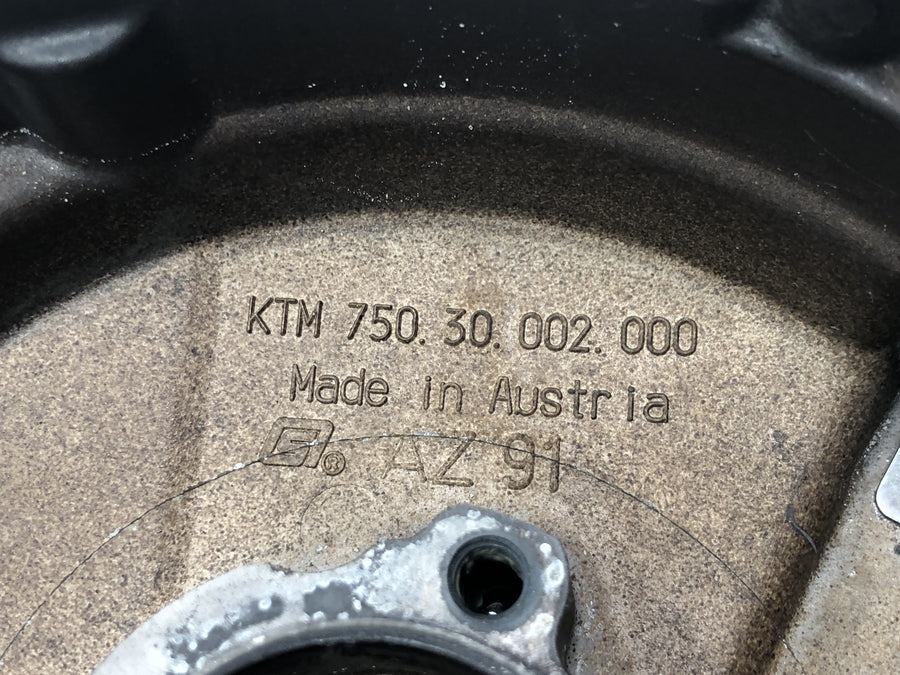 KTM Duke 690 A3 [2012] - Cache alternateur cache moteur cache générateur gauche