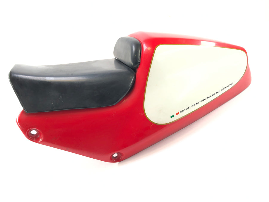 Ducati 900 SS [1991] - Bosse de carénage arrière de selle