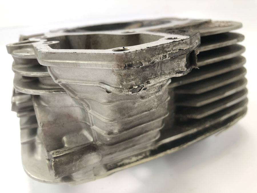 BMW R 1150 GS R21 [2002] - cylinder head left