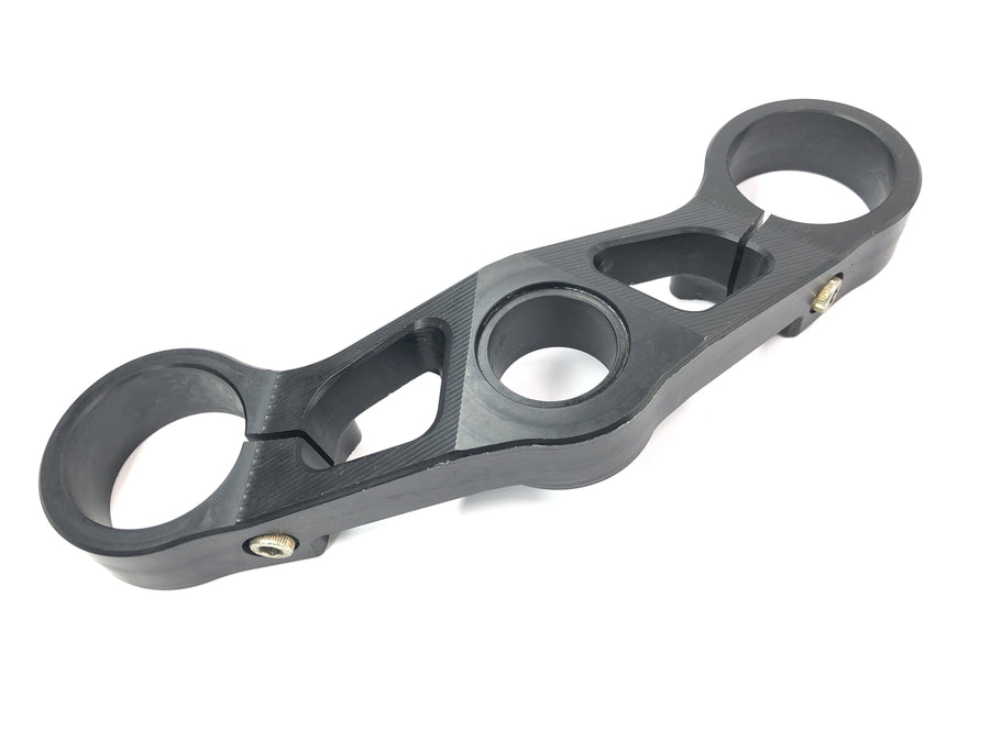 Benelli TNT 1130 [2009] - fork bridge at the top
