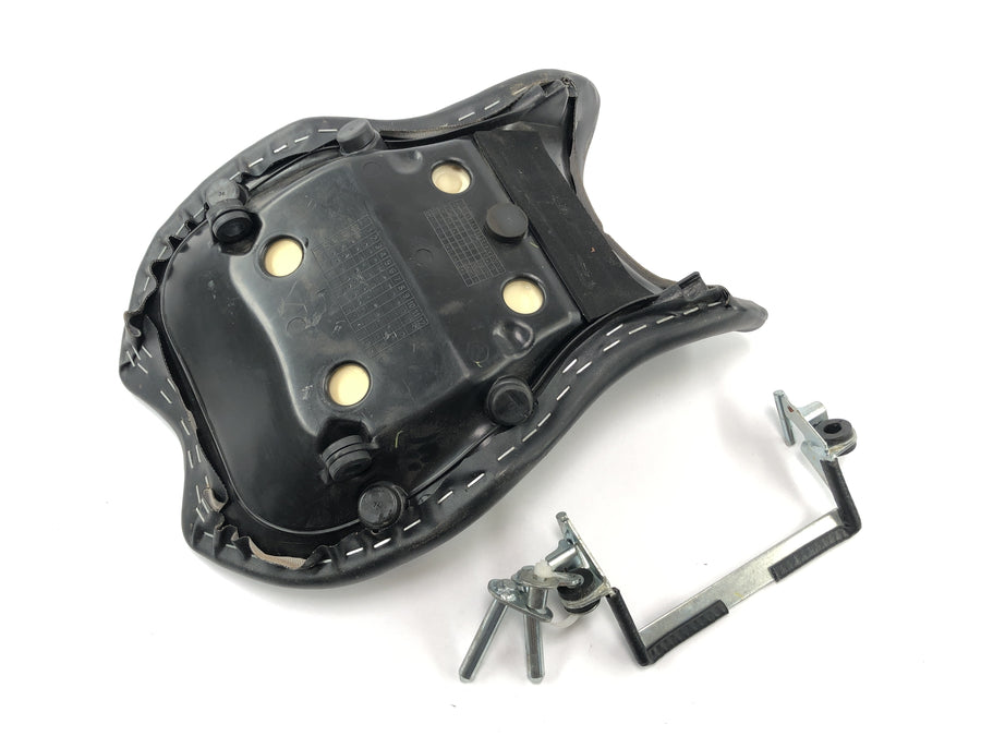 KAWASAKI NINJA 125 BX125B [2024] - coussin de siège de siège avec boulon de maintien