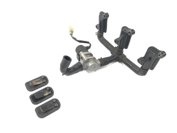Triumph Speed Triple 1050 515NJ [2007] - Case ventilation - 0