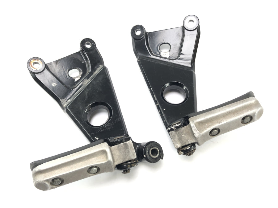 Honda NSR 125 JC22 [1998] - Footrests with Halter Pediac Footrests on the left and right right