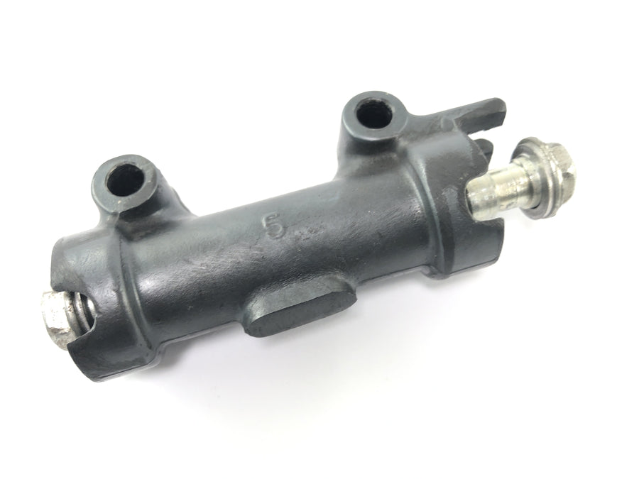 Kawasaki ZRX 1200 S ZRT20A [2002] - Brake distributor at the front