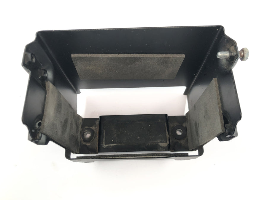 Suzuki Intruder VL 1500 AL [2000] - Battery box battery carrier battery holder