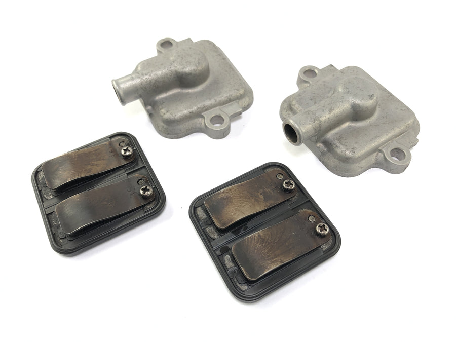 Kawasaki Z 1000 ZRT00A [2006] - Ventildeckel Motorentlüftung Paar
