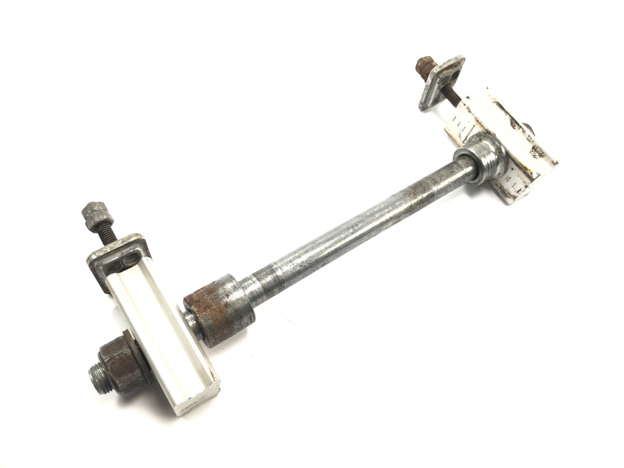 Honda FT 500 PC07 [1983] - Hinterachse mit Kettenspanner